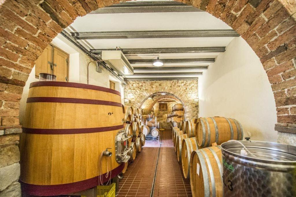 Bed and Breakfast Abbadia Wine Relais Montefollonico Екстер'єр фото